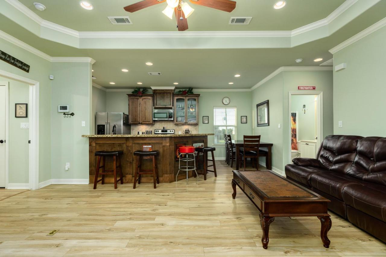 The Firehouse Villa Bolivar Peninsula Ngoại thất bức ảnh